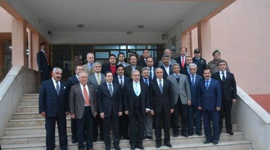 Vali B&uuml;y&uuml;k Kosb Olağan Toplantısına Katıldı