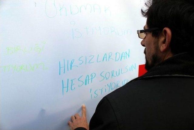 Saadet Partisi Kadın Gen&ccedil;lik Kollarından &rsquo;fikir Duvarı&rsquo; 2