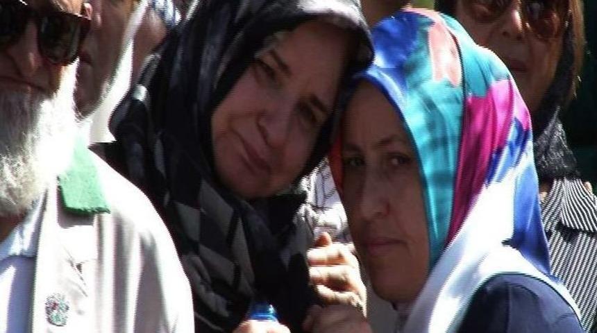 Trafik Kazasında Ölen Anne, Oğlu Ve Torunu Ankara’da Defnedildi