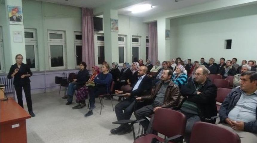 &Ouml;ğrenci Velilerine İletişim Semineri