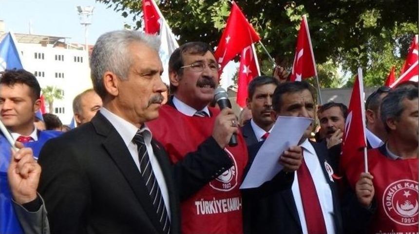 Denizli’de Kamu Sen Türk Bayraklarıyla Yürüdü