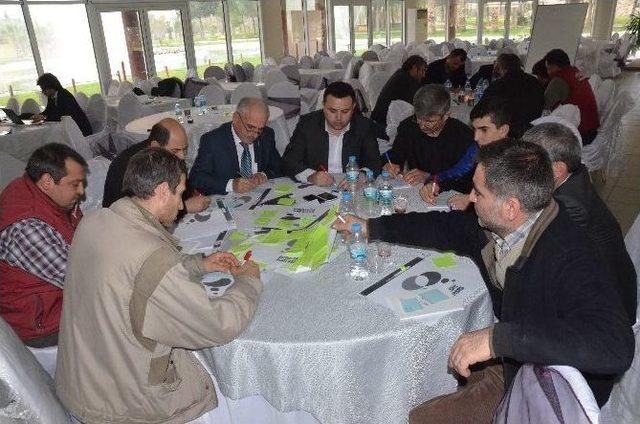 Mobilya Kenti Akhisar &Ccedil;alıştayı Verimli Ge&ccedil;ti 1