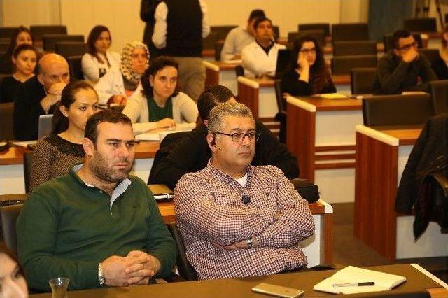 Erciyes Üniversitesi Genkök Merkezinde Eğitim Semineri 1