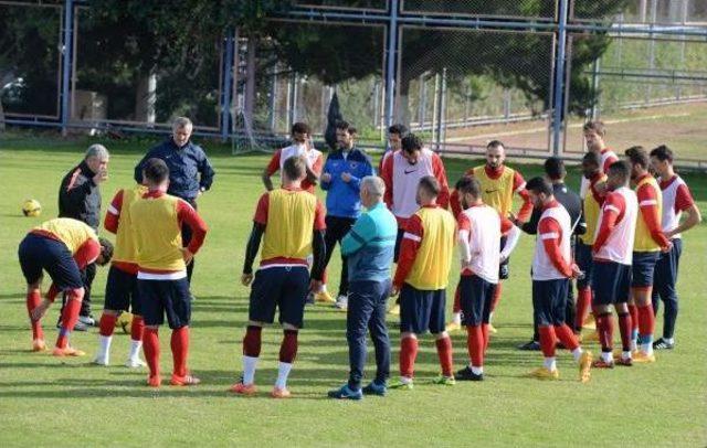 Mersin İdmanyurdu nda Galatasaray Hazırlıkları 2