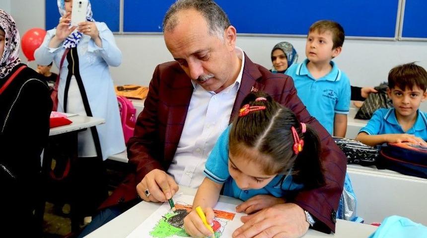 Bağcılar&rsquo;da 22 Okul Depreme Karşı Yenilendi