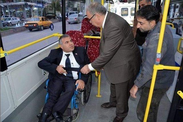 Belediye Başkanı Direksiyona Geçti