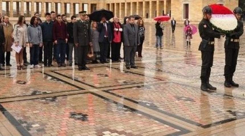 Anadolu Gen&ccedil;liği Anıtkabir&rsquo;i Ziyaret Etti