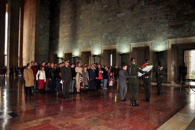 Anadolu Gençliği Anıtkabir’i Ziyaret Etti