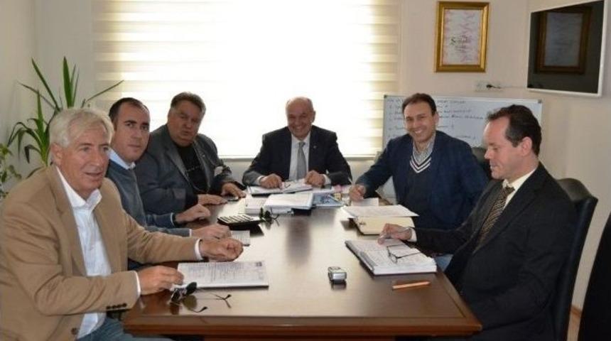 Ayvalık&rsquo;ta 10. Uluslar Arası Zeytin Hasat G&uuml;nleri