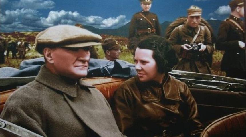 Atat&uuml;rk Fotoğrafları Sergisi