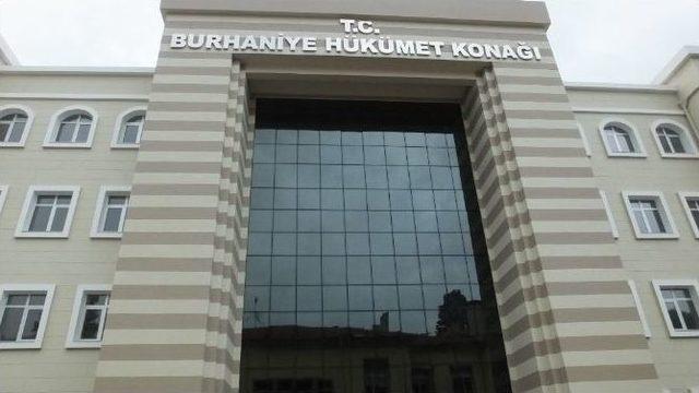 Burhaniye’ De Yeni Hükümet Konağı Tamamlanıyor