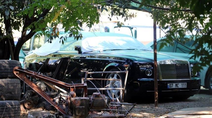 D&uuml;nyaca &Uuml;nl&uuml; İsimleri Taşıyan Otomobile Haciz