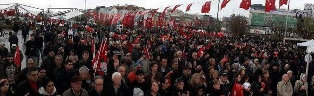 Yalova’da Coşkulu Cumhuriyet Kutlaması