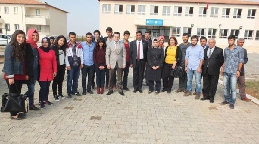 &Uuml;niversiteli &Ouml;ğrencilerden Harranlı &Ccedil;ocuklara Yardım