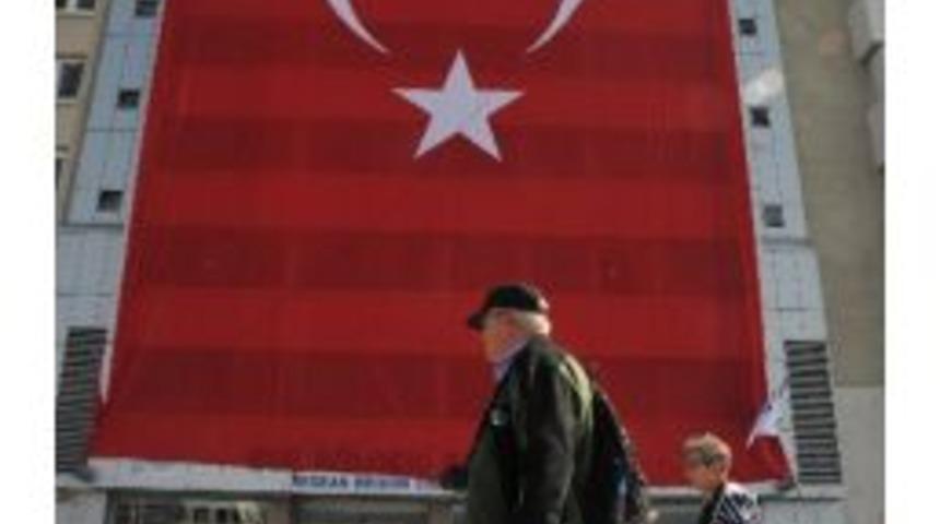 Ebso&rsquo;dan Cumhuriyet&rsquo;in Şanına Layık Bayrak