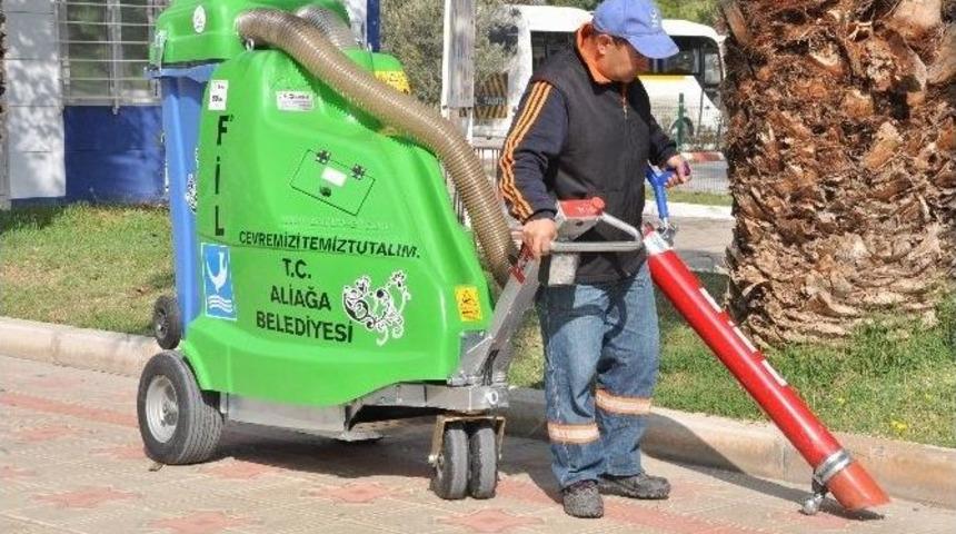 Aliağa&rsquo;yı &rsquo;&rsquo;robot Filler&rsquo;&rsquo; Temizleyecek