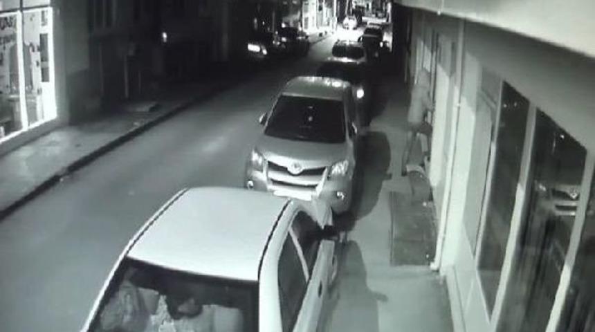 Hırsızlık Ş&uuml;phelisi Alarm Sistemi Sayesinde Yakalandı