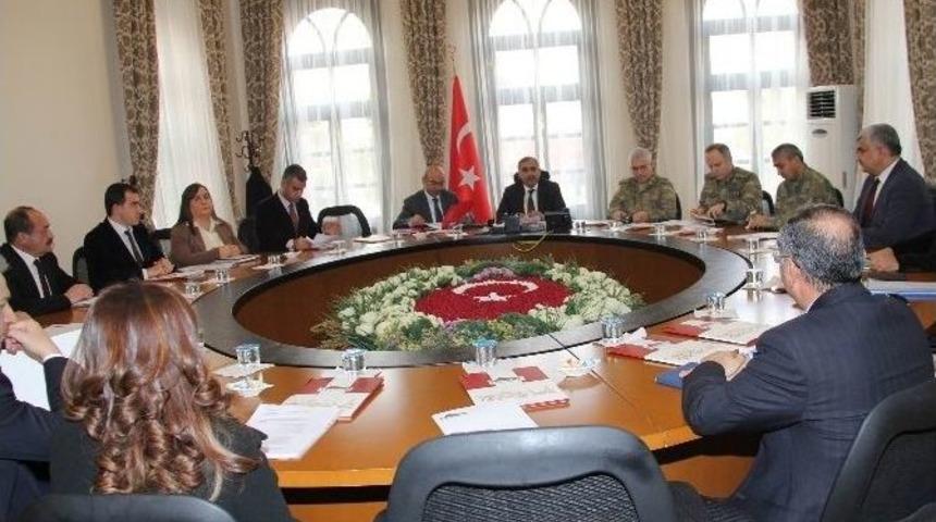 Elazığ&rsquo;da İnternette &Ccedil;ocuk İstismarı İle İlgili Kararlar Alındı
