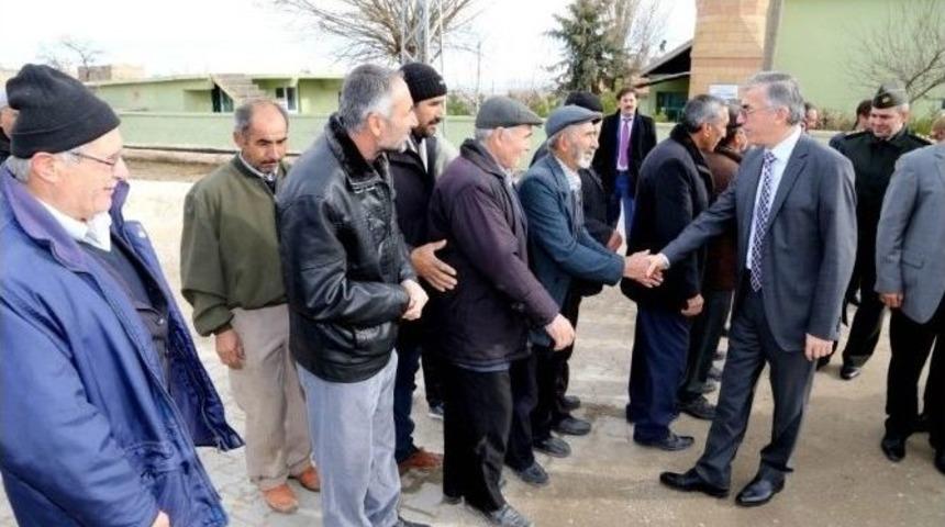 Vali Ataklı K&ouml;y K&ouml;y Geziyor