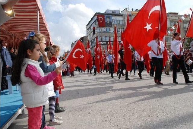 Burdur’a Cumhuriyetin 91’inci Yıldönümü Kutlamaları