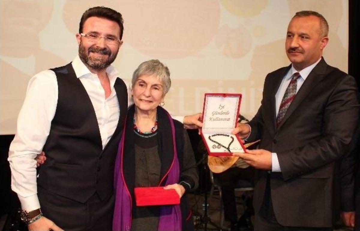 B&uuml;y&uuml;kşehir, Mehmet Akif&rsquo;i Andı