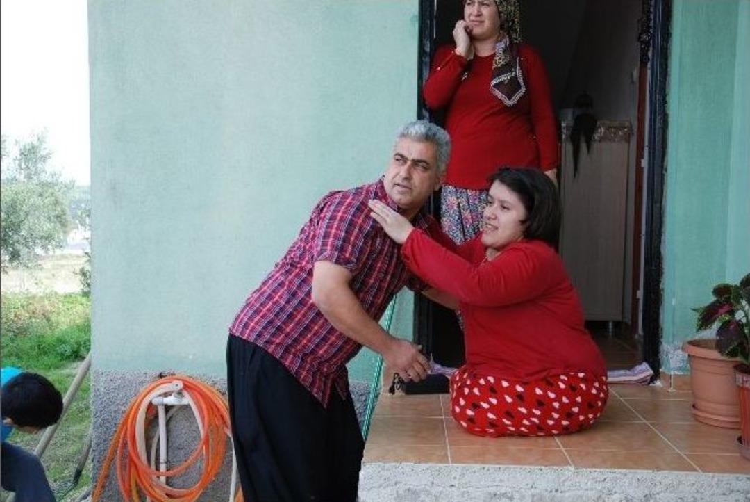 Karaisalı Belediyesi&rsquo;nden İki Engelliye Ak&uuml;l&uuml; Tekerlekli Sandalye