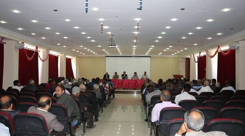 Tutak&rsquo;ta Muhtarlarla Aylık Toplantısı Yapıldı