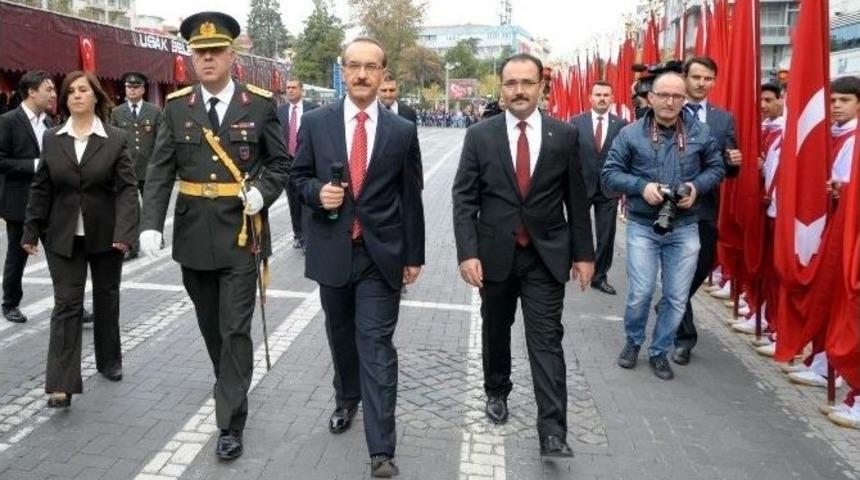 Uşak&rsquo;ta Cumhuriyet Bayramı Kutlamaları