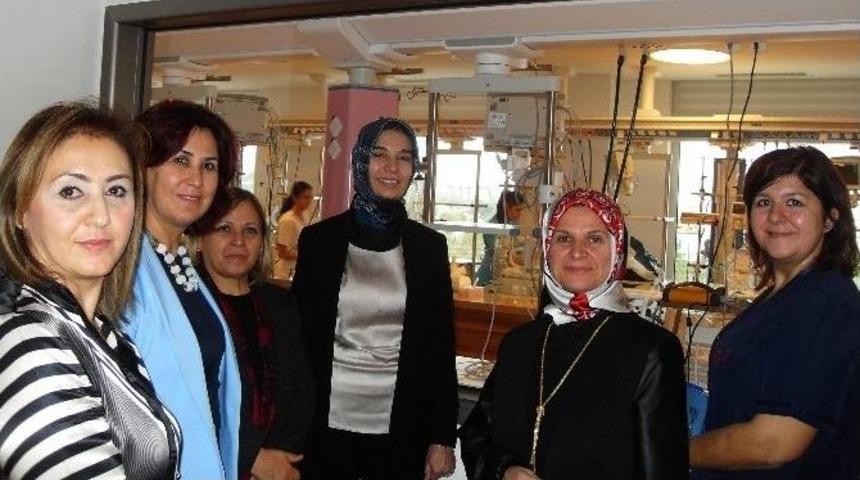 Protokol Eşlerinden Meme Kanseriyle M&uuml;cadeleye Destek