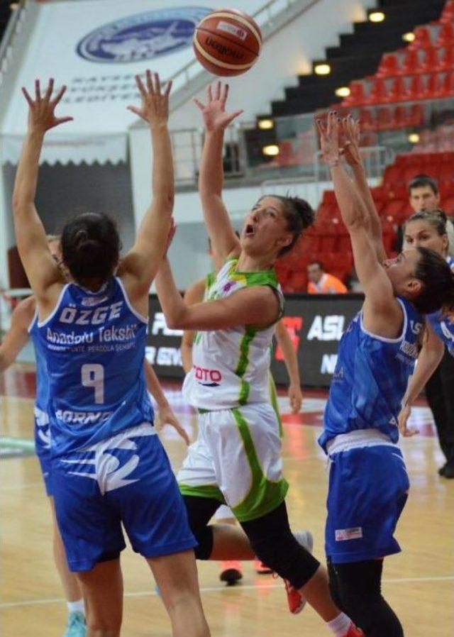 İstanbul Üniversitesi-Bornova Becker: 75-81