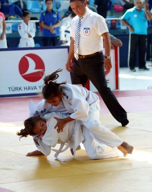 Minikler Türkiye Judo Şampiyonası Başladı