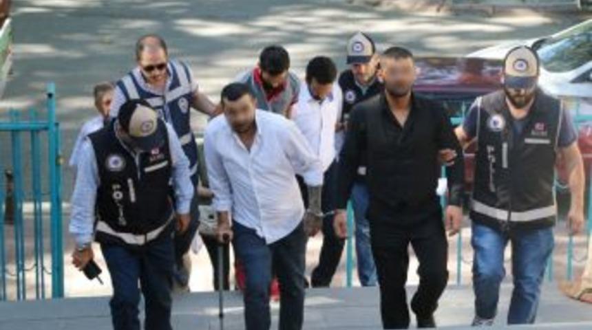 K&uuml;tahya Polisinden Su&ccedil; &Ouml;rg&uuml;t&uuml;ne Darbe