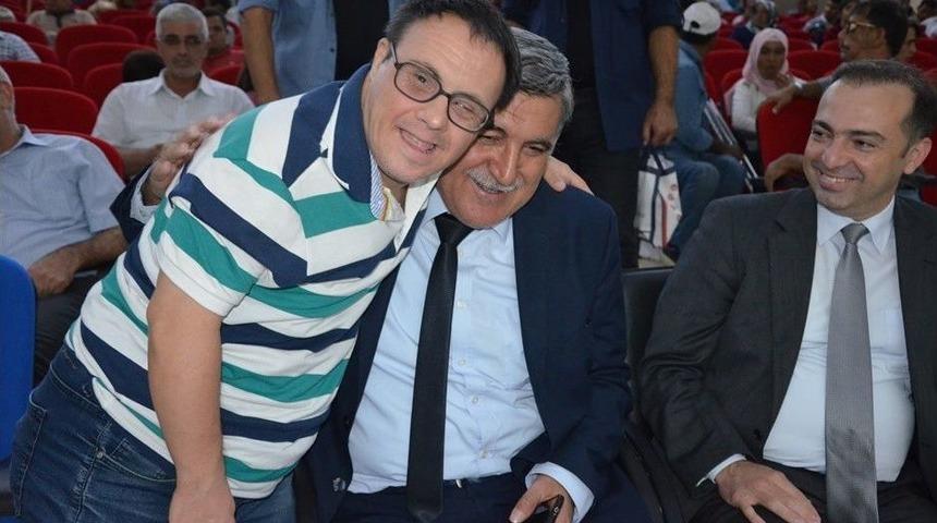 Rekt&ouml;r Ramazan Taşaltın&rsquo;a Anlamlı Plaket