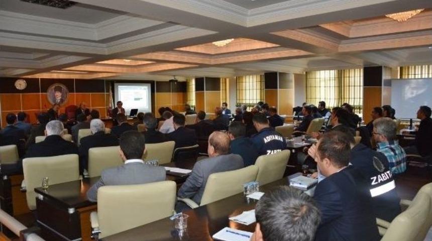 Belediye Personeline Hizmet İ&ccedil;i Eğitim Semineri