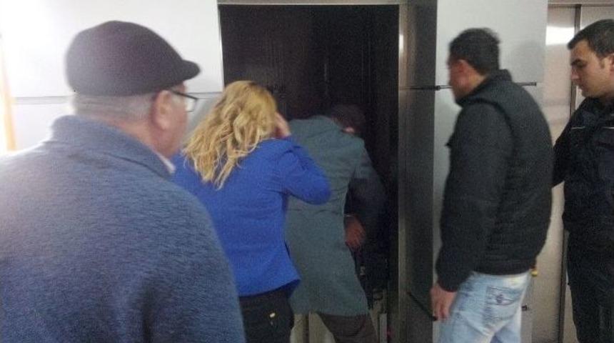 Adliye&rsquo;de Asans&ouml;r Paniği