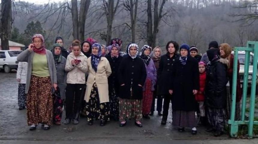 60 Madenci İşten &Ccedil;ıkarıldı, 350 İş&ccedil;i Ocaktan &Ccedil;ıkmama Eylemi Başlattı (2)