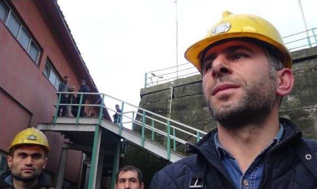 60 Madenci İşten &Ccedil;ıkarıldı, 350 İş&ccedil;i Ocaktan &Ccedil;ıkmama Eylemi Başlattı (2) 1