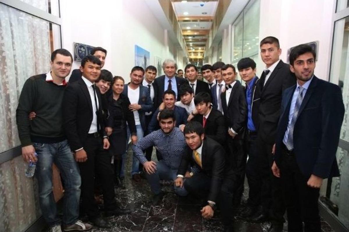 Ar&uuml;&rsquo;de T&uuml;rkmenistan&rsquo;ın Bağımsızlık G&uuml;n&uuml; Kutlandı