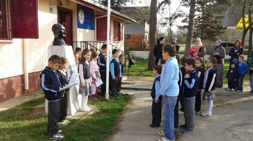 &Ccedil;ocuklar Kutladı, Anneler &Ccedil;ekti