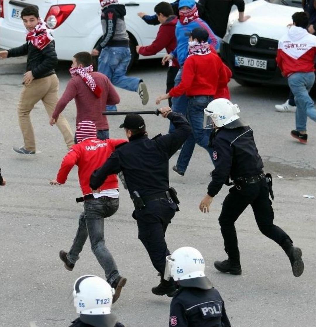 Samsunspor Ma&ccedil;ında Olaylar &Ccedil;ıktı