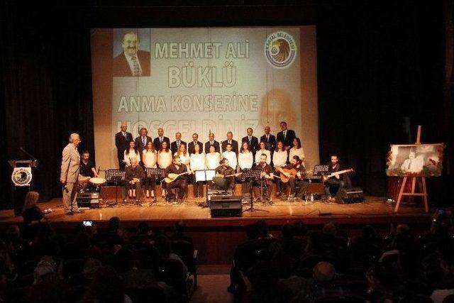 Merhum Başkan Mehmet Ali Büklü, Türkülerle Anıldı