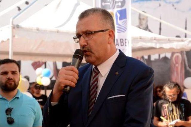 Karacabey’De 'domates Festivali' Renkli Görüntülere Sahne Oldu