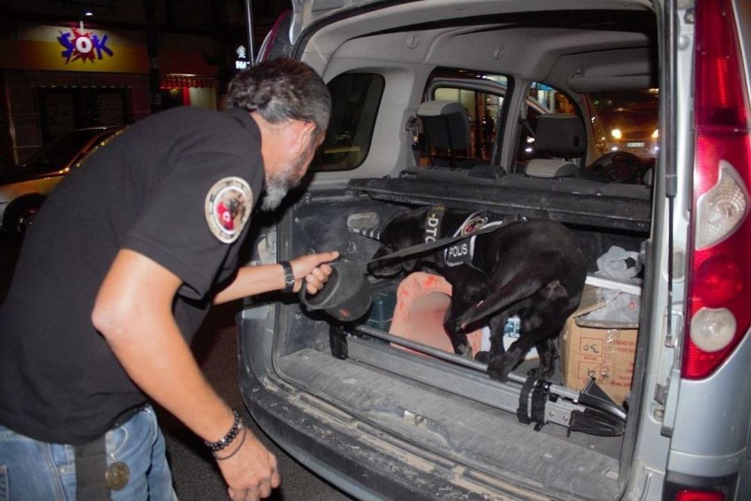 &Ouml;ğrencilerin Yoğun Yaşadığı Mahallede Narko Sokak Uygulaması