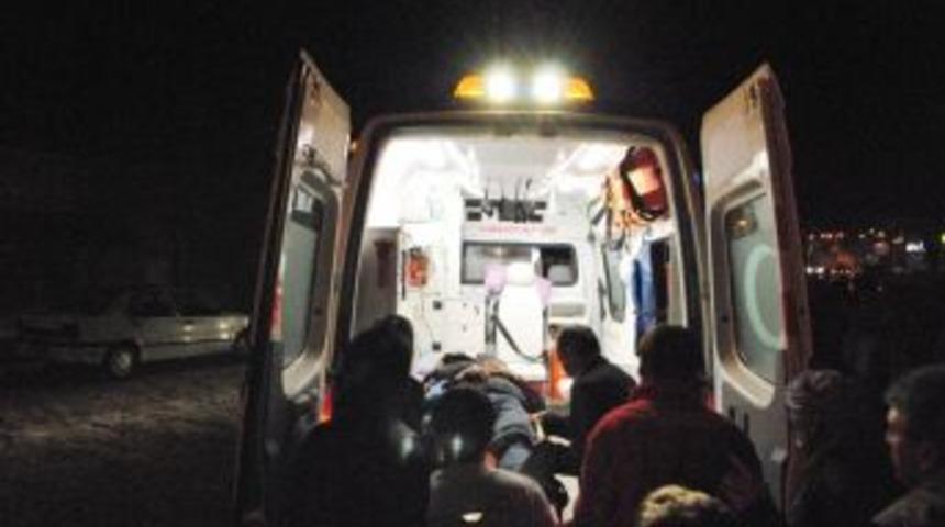 Kontrolden &Ccedil;ıkan Motosiklet Kaza Yaptı: 1 Yaralı