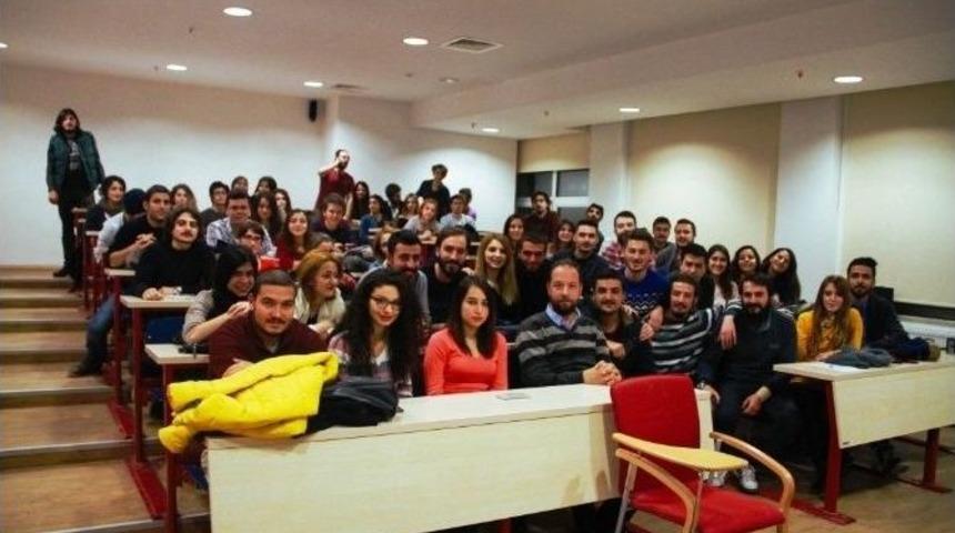 Sosyal Medya Kul&uuml;b&uuml; Yeni Etkinlikler İ&ccedil;in Toplanıyor