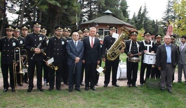 Çaycuma Belediye Bandosu İlk Konserini Verdi