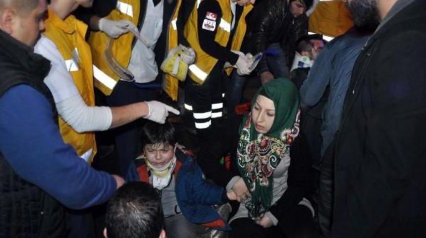 Kazada Yaralanan 6 Yaşındaki Ahmet Ali, S&uuml;rekli Anne Babasını Sordu