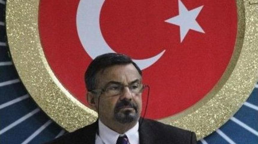 Profes&ouml;rden Ortadoğu &Uuml;lkelerine &ldquo;kabadayı&rdquo; Benzetmesi