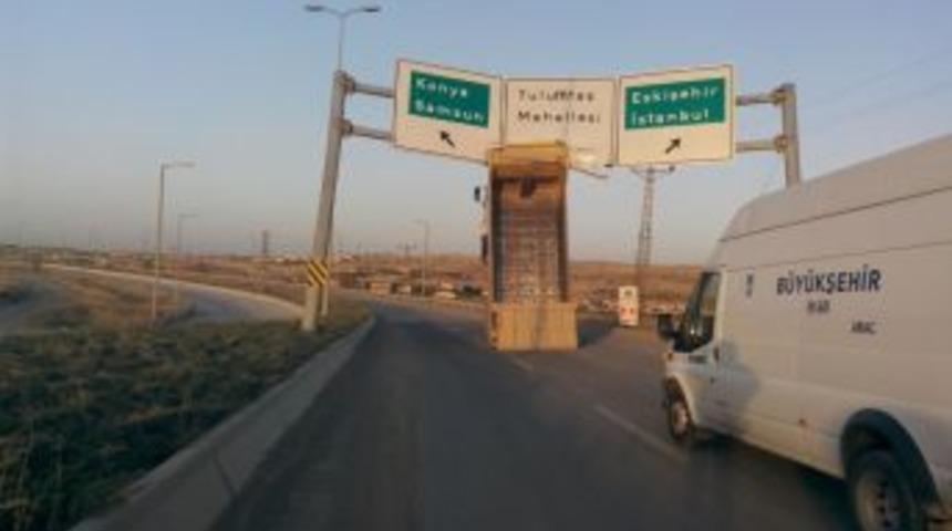 Damperi A&ccedil;ık Kalan Kamyon Şaha Kalktı