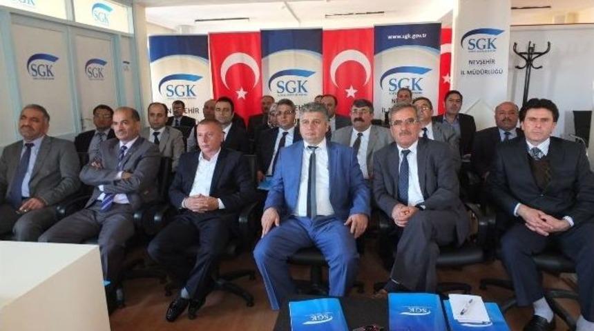 Belediye Başkanlarına &ldquo;sosyal G&uuml;venlik Hak Ve H&uuml;k&uuml;ml&uuml;l&uuml;kleri &rdquo; Eğitimi Verildi